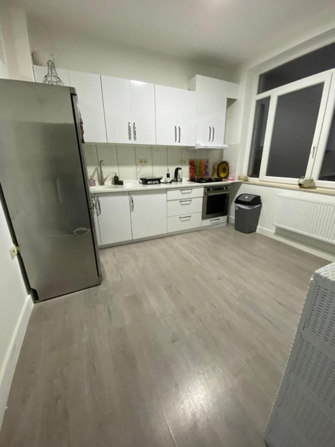 Appartement Deux Chambres Pres De Atomium Bruksela Zewnętrze zdjęcie